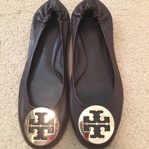 Tory Burch Brown Reva Flats Sz. 9.5 NWOT